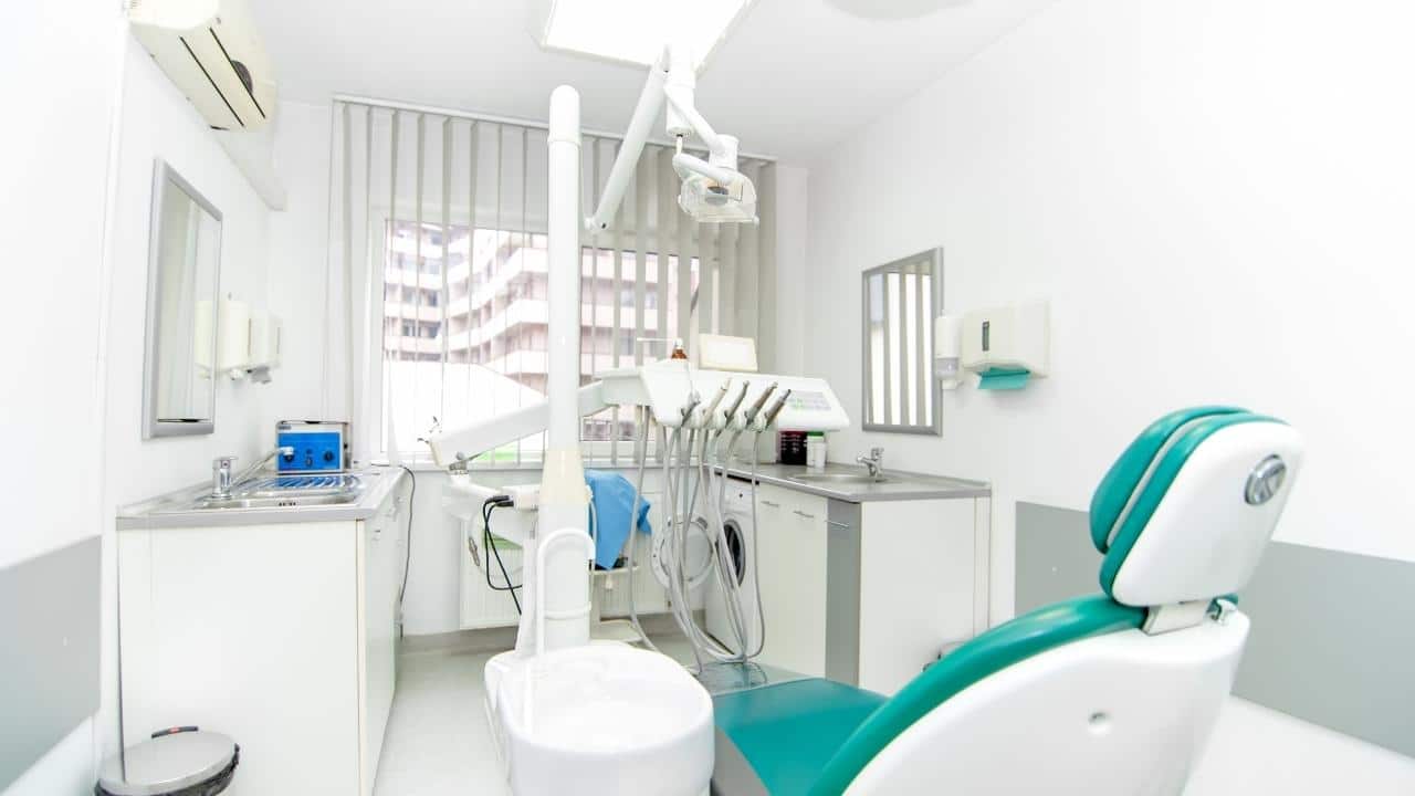 מחפשים המלצות על טיפולי שיניים בהרדמה?